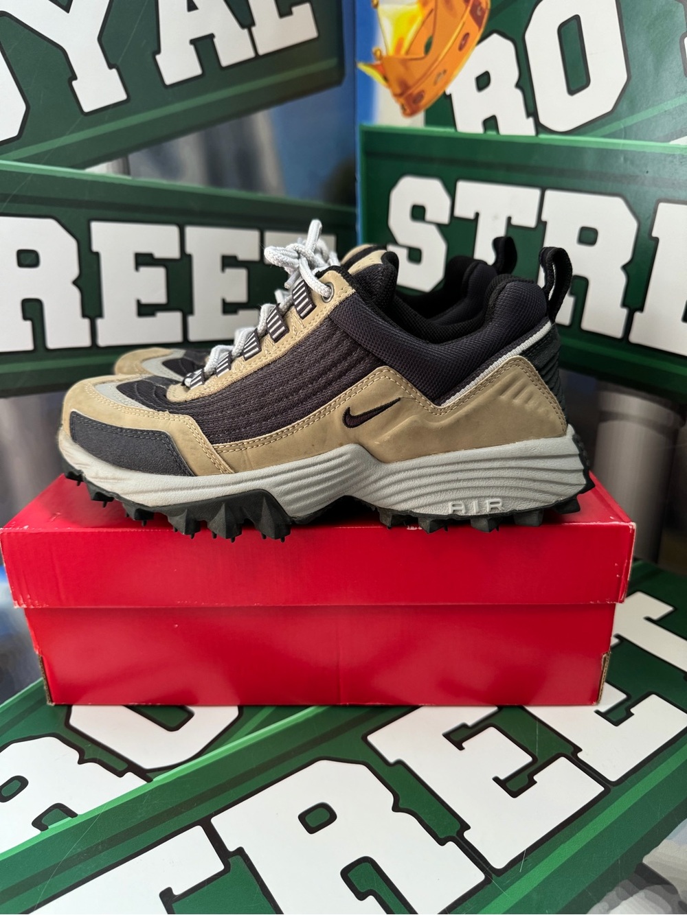 Vintage Nike ACG Trail Runner Sneakers in Black and Tan